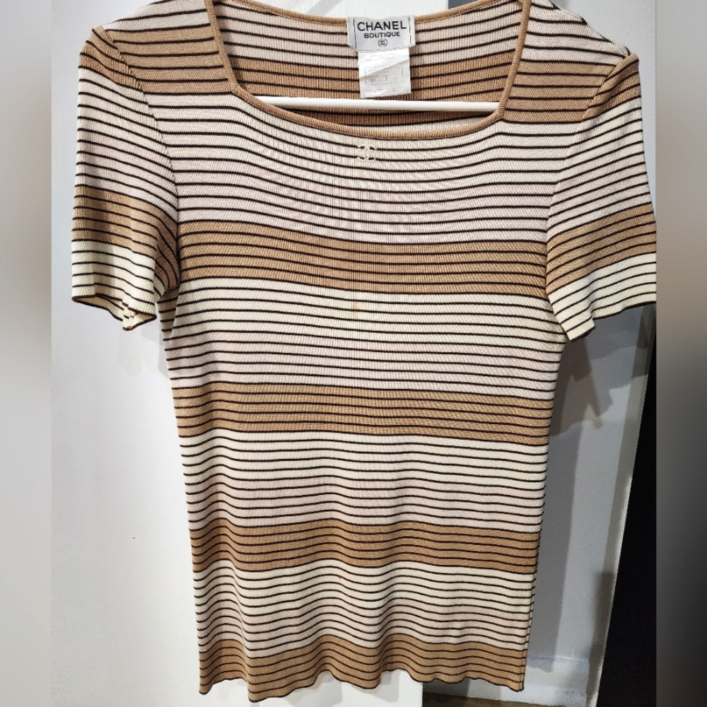 Vintage Chanel 98P CC logo tee